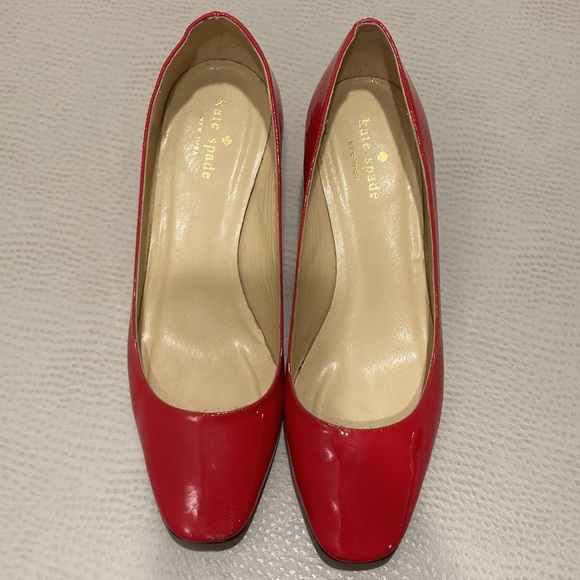 Kate Spade Patent Leather Pump in Red. - Picture 12 of 13